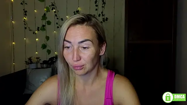 Kiss julli88I online show from September 11, 5:24 pm