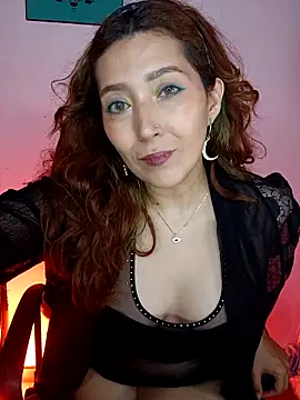 Luz delunaa online show from May 14, 4:52 am
