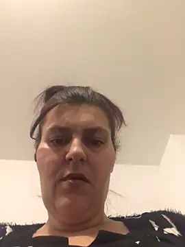 Snapshot of Curvy-Essex-Milf chatting on March 14, 8:28 pm Curvy-Essex-Milf online show from March 14, 8:28 pm