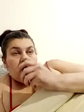 Curvy-Essex-Milf online show from March 8, 2:04 am