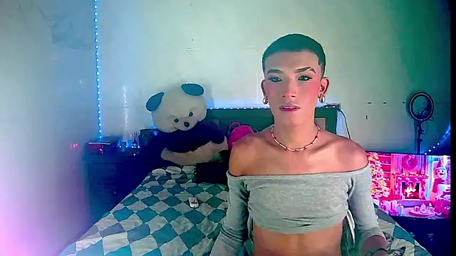 KimberlyXtreme online show from December 19, 1:07 pm