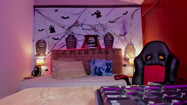  Lilly miller online show from October 28, 7:27 pm