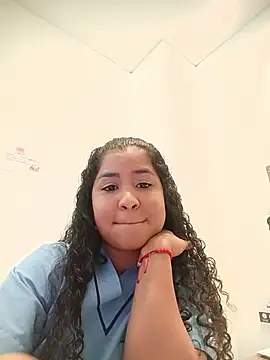 Paula6Colombia online show from February 4, 9:20 pm