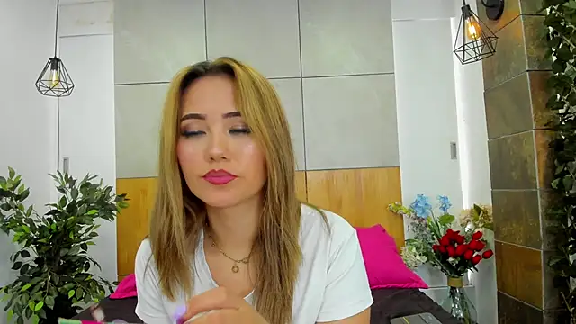 AzuraWave online show from March 19, 7:49 pm