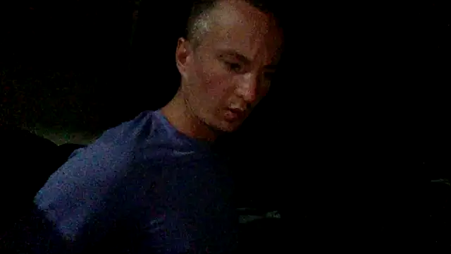 Snapshot of TheDaddy005 chatting on March 20, 11:45 pm TheDaddy005 online show from March 20, 11:45 pm