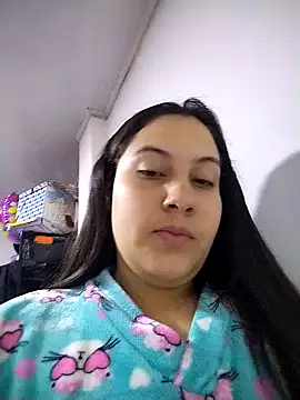 esmeralda jadees online show from February 13, 1:18 pm