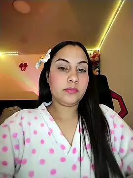 esmeralda jadees online show from March 13, 2:18 am