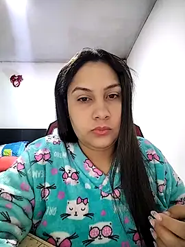 esmeralda jadees online show from March 26, 11:49 am