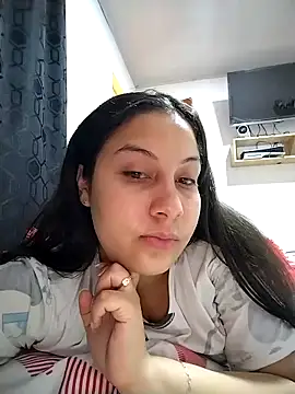 esmeralda jadees online show from May 7, 1:16 pm