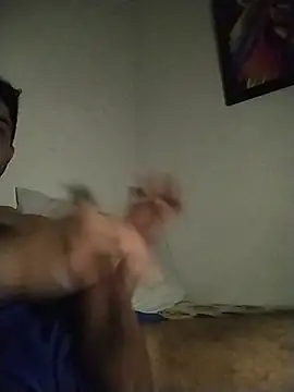 Snapshot of Andriofilit chatting on July 30, 6:23 am Andriofilit online show from July 30, 6:23 am