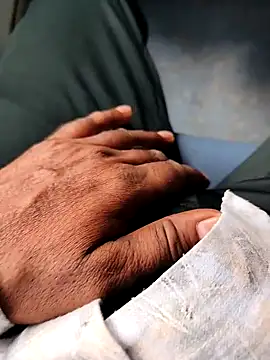 Snapshot of himvilohi08 chatting on September 18, 4:58 am himvilohi08 online show from September 18, 4:58 am