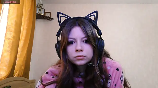 Snapshot of RendyDow chatting on September 10, 7:30 am RendyDow online show from September 10, 7:30 am