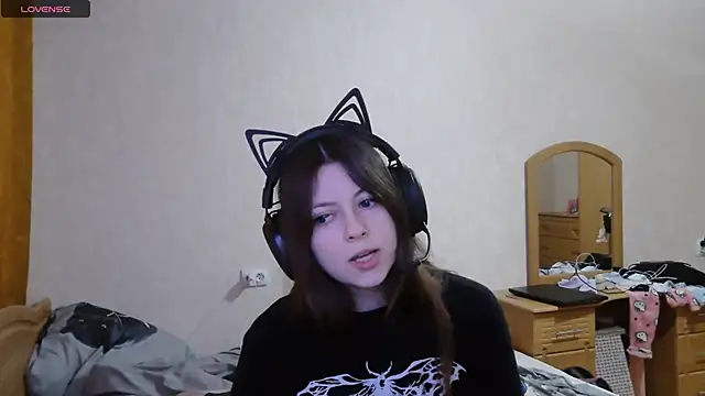 Snapshot of RendyDow chatting on October 20, 11:32 am RendyDow online show from October 20, 11:32 am