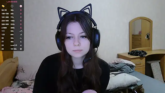 Snapshot of RendyDow chatting on November 5, 7:41 am RendyDow online show from November 5, 7:41 am