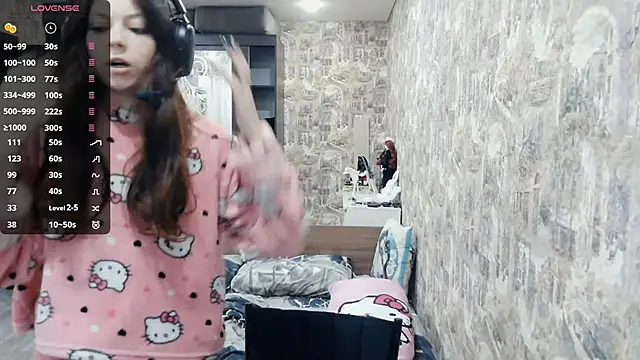 Snapshot of RendyDow chatting on November 21, 8:13 am RendyDow online show from November 21, 8:13 am