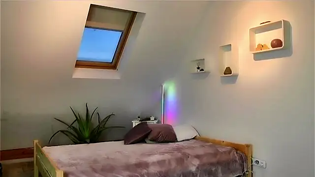 Snapshot of DettyBlondieX chatting on March 14, 4:54 am DettyBlondieX online show from March 14, 4:54 am