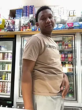 Snapshot of wainer02 chatting on March 19, 2:24 pm wainer02 online show from March 19, 2:24 pm