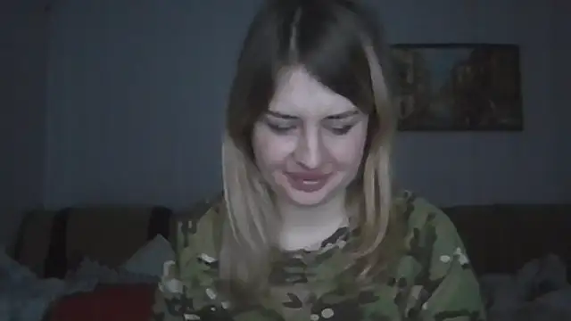 Saxophonistka online show from March 4, 3:45 am