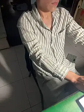 chipboo online show from March 11, 6:08 pm