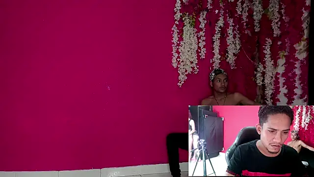 Snapshot of hot_dirty_paradise_66 chatting on October 6, 2:20 am hot dirty paradise 66 online show from October 6, 2:20 am