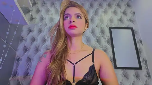 Snapshot of _Gabytaylor chatting on December 19, 11:28 am Gabytaylor online show from December 19, 11:28 am