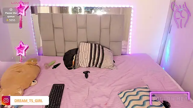 Sophie whitexxx online show from September 12, 9:09 am