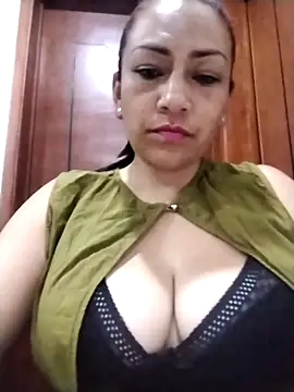 Snapshot of Carlasm- chatting on October 2, 11:01 pm Carlasm- online show from October 2, 11:01 pm