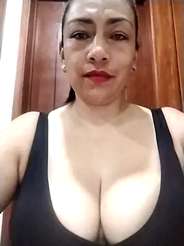 Snapshot of Carlasm- chatting on November 5, 10:43 pm Carlasm- online show from November 5, 10:43 pm