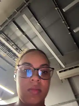 AlesiaCooper online show from April 11, 3:11 am