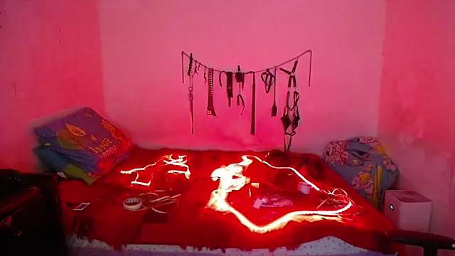 Snapshot of freyaa_sorcerees chatting on March 17, 5:45 am freyaa sorcerees online show from March 17, 5:45 am