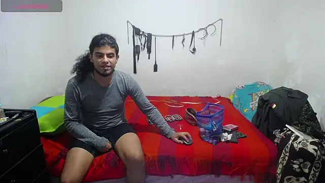 Snapshot of freyaa_sorcerees chatting on March 22, 7:36 am freyaa sorcerees online show from March 22, 7:36 am