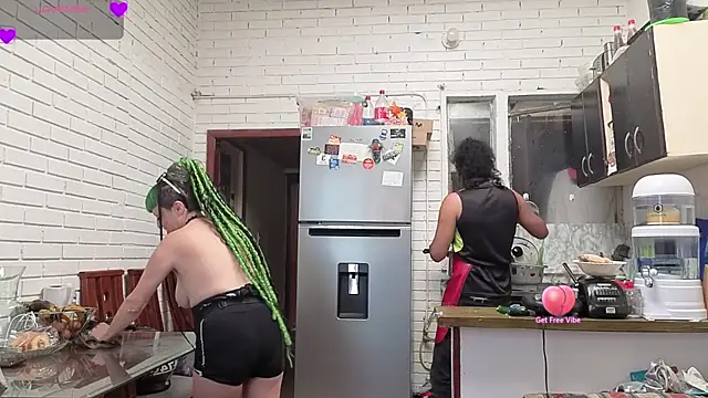 Snapshot of freyaa_sorcerees chatting on October 5, 6:39 pm freyaa sorcerees online show from October 5, 6:39 pm