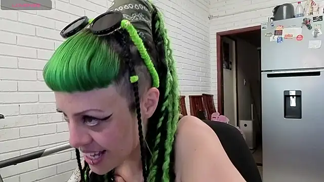 Snapshot of freyaa_sorcerees chatting on October 16, 5:58 pm freyaa sorcerees online show from October 16, 5:58 pm