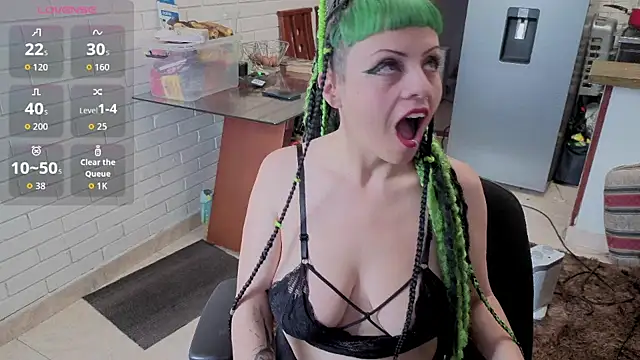 Snapshot of freyaa_sorcerees chatting on October 27, 4:22 pm freyaa sorcerees online show from October 27, 4:22 pm