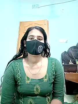 Snapshot of Hot-Nipa chatting on March 12, 12:36 pm Hot-Nipa online show from March 12, 12:36 pm