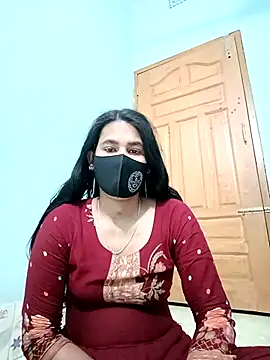 Snapshot of Hot-Nipa chatting on March 18, 5:10 pm Hot-Nipa online show from March 18, 5:10 pm