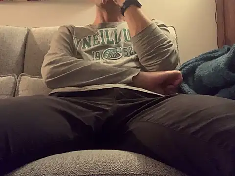 Snapshot of Simon_76 chatting on October 5, 8:07 pm Simon 76 online show from October 5, 8:07 pm