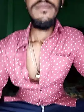 Snapshot of RanaSort chatting on November 14, 12:59 pm RanaSort online show from November 14, 12:59 pm