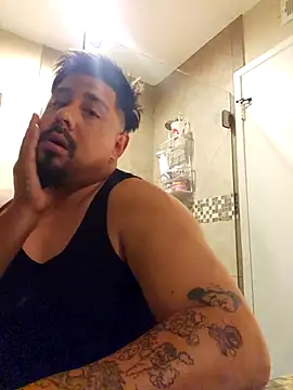 Snapshot of big_sexy_one chatting on March 7, 11:29 am big sexy one online show from March 7, 11:29 am