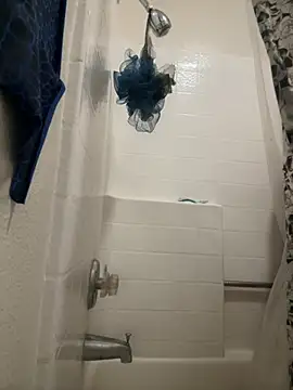 Snapshot of flores6cachondo9 chatting on September 20, 12:28 pm flores6cachondo9 online show from September 20, 12:28 pm