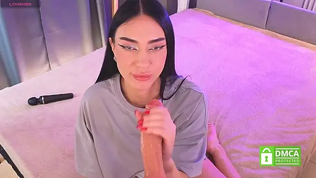 Snapshot of aGaGatha chatting on January 10, 8:05 am aGaGatha online show from January 10, 8:05 am