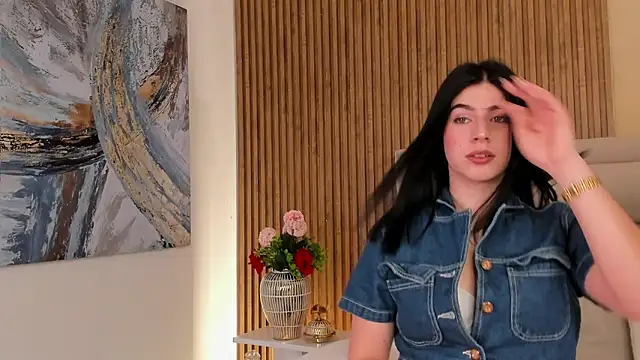 Snapshot of FatimaEvans chatting on November 17, 3:51 pm FatimaEvans online show from November 17, 3:51 pm