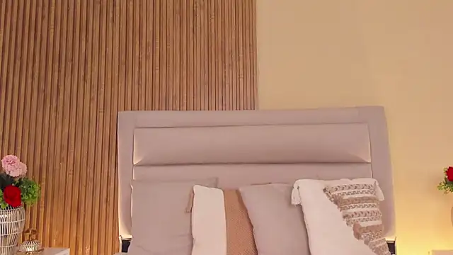 Snapshot of FatimaEvans chatting on November 24, 5:56 pm FatimaEvans online show from November 24, 5:56 pm