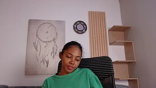 willow smitt online show from March 7, 12:46 pm