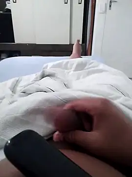 Snapshot of pocahontasjr chatting on March 7, 8:22 pm pocahontasjr online show from March 7, 8:22 pm