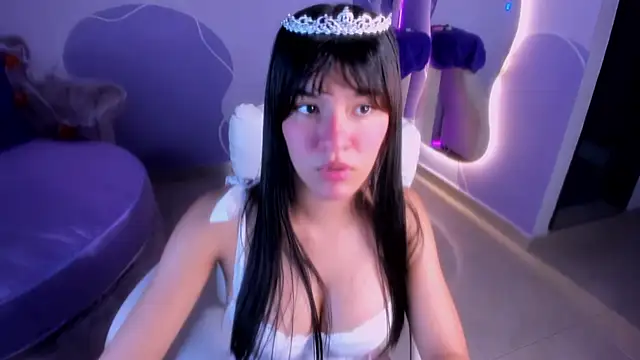 auroracute02 online show from October 21, 1:12 pm