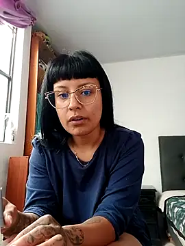 Snapshot of DaniPoison chatting on March 9, 1:15 pm DaniPoison online show from March 9, 1:15 pm