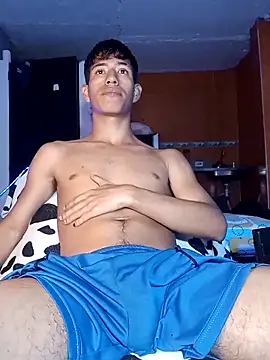 dareck 18 online show from April 12, 1:21 am