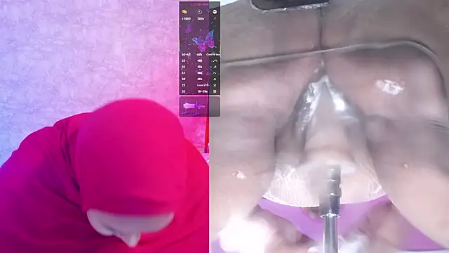 Snapshot of BBWHijab chatting on February 3, 5:27 am BBWHijab online show from February 3, 5:27 am