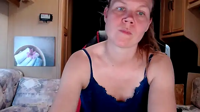 CallMeMaria online show from January 2, 3:29 pm